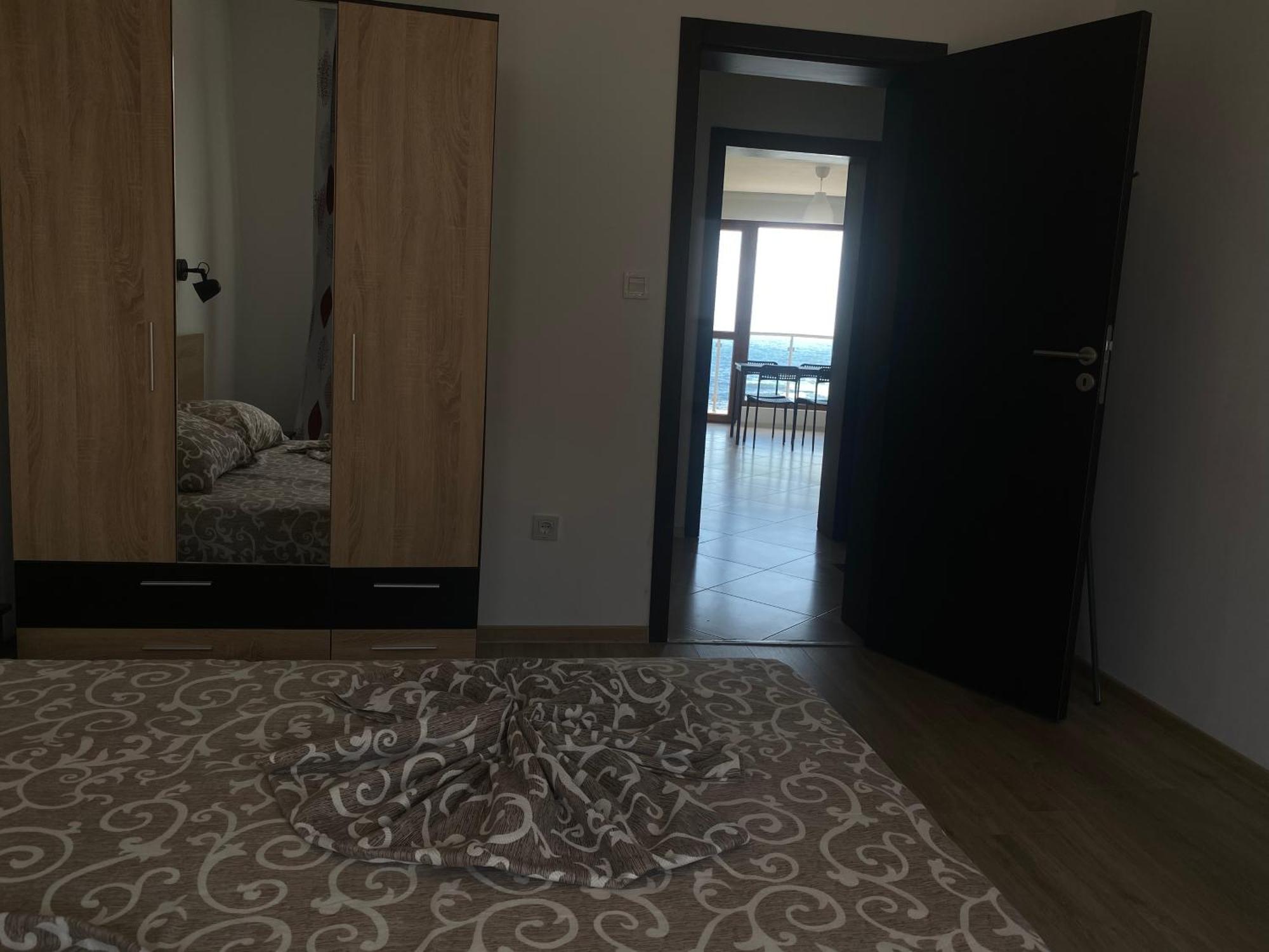 Sunrise Apartments Ahtopol Bagian luar foto